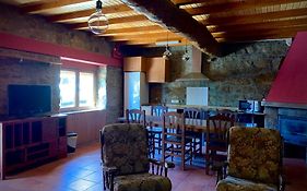 La casa de la valla azul (San Miguel de Langre)